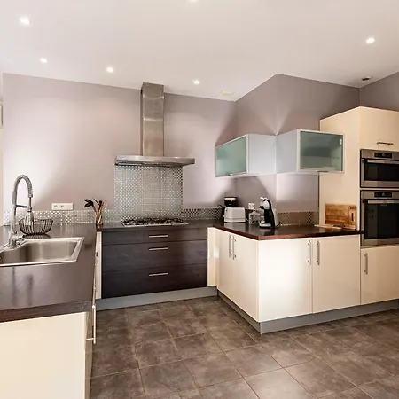 Sole - - Maison Climatisee Avec Piscine Tatil Evi *